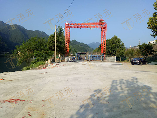 沉箱预制场.jpg 沉箱预制场.jpg